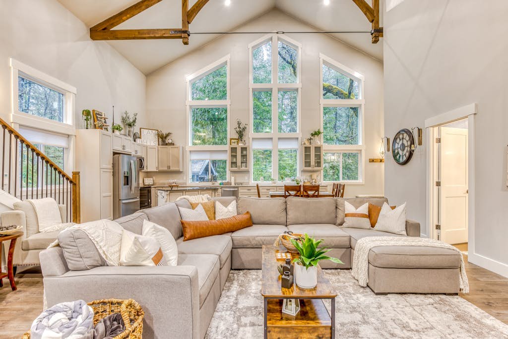 Beautiful home with fireplace, sauna, full kitchen & W/D