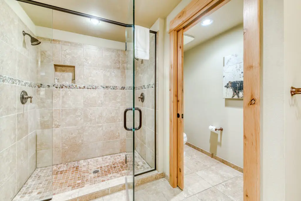 #201 Grand Lodge South Master Suite