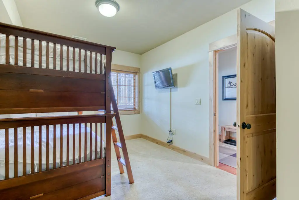 #201 Grand Lodge South Master Suite