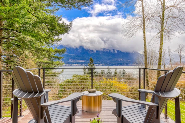 Modern, river-view home with 2 decks, Ping-Pong, fireplace & washer/dryer