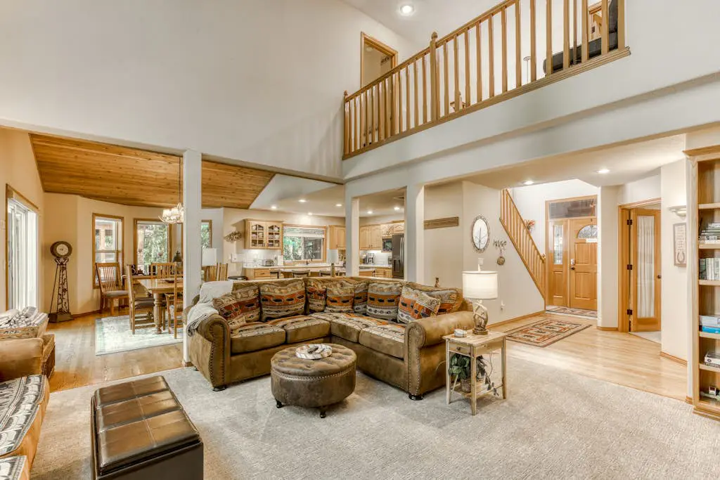 Salmon River Lodge