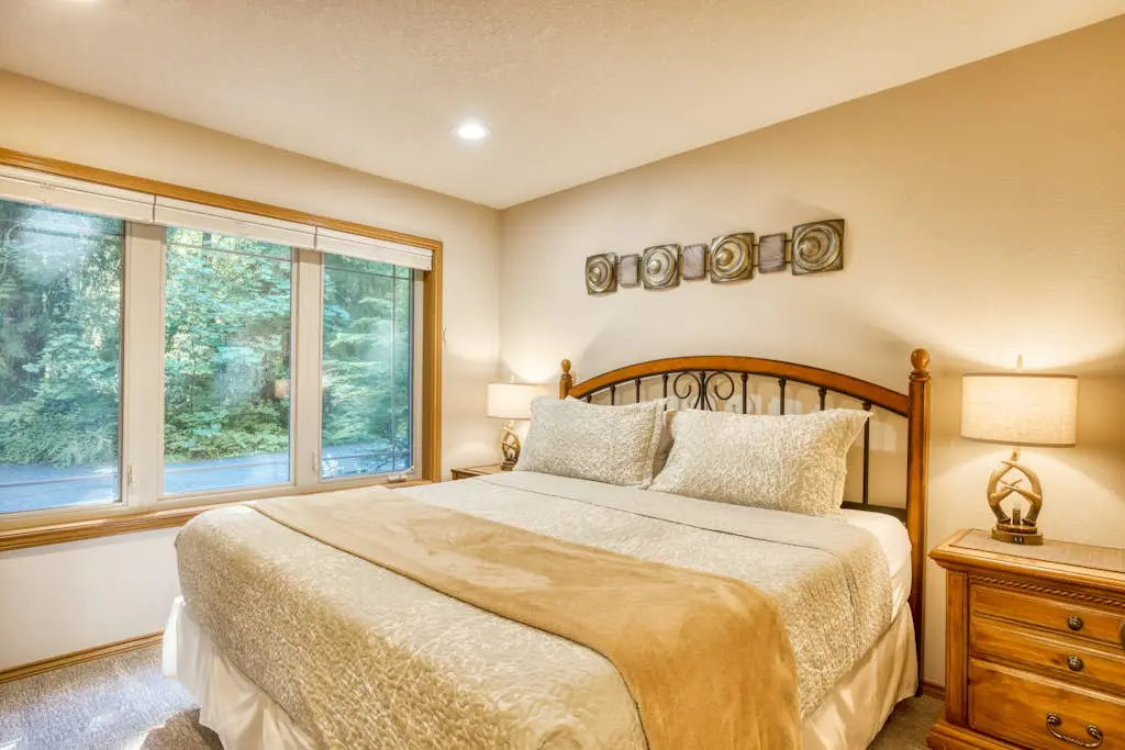 Salmon River Lodge