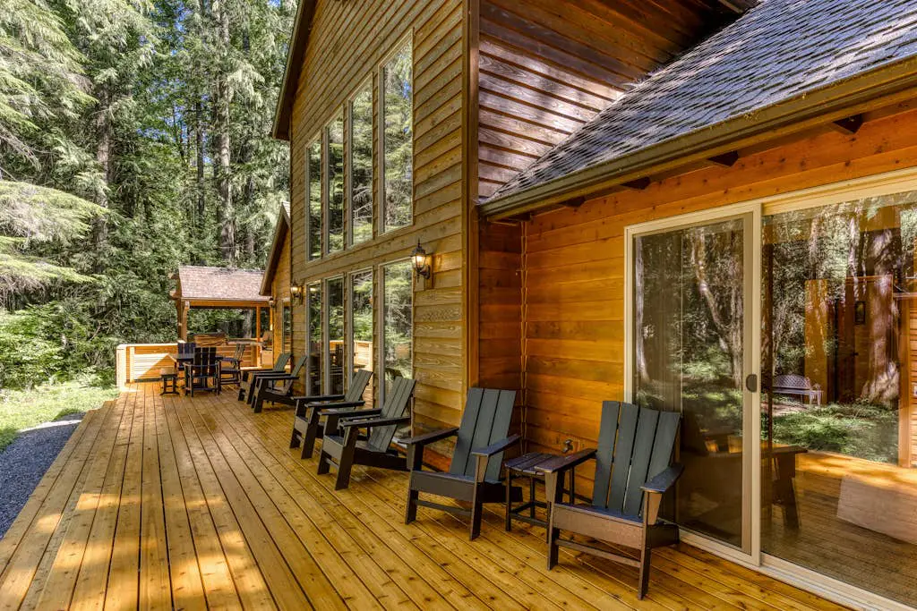 Salmon River Lodge