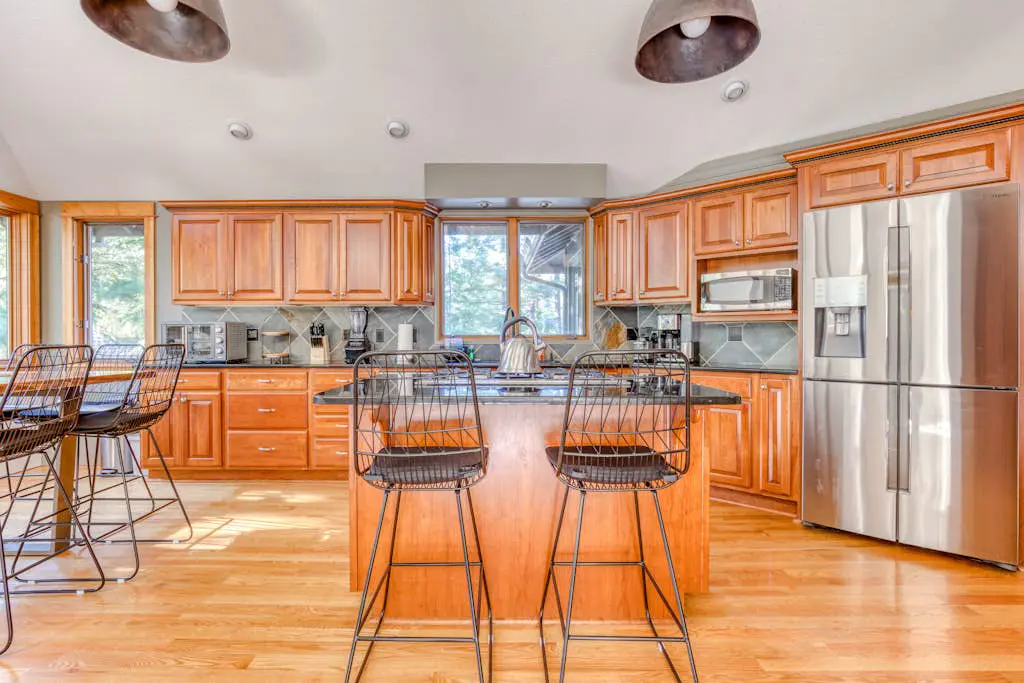 Expansive golf-view getaway with private hot tub, pool, fast WiFi & game room