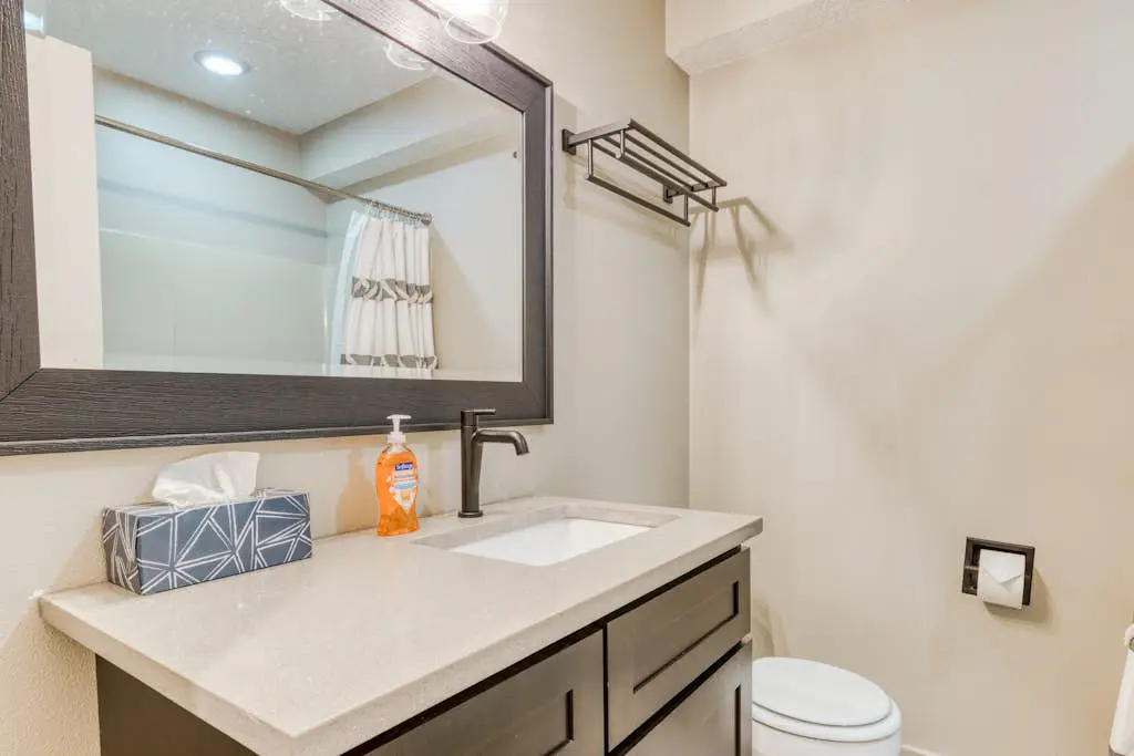 Expansive golf-view getaway with private hot tub, pool, fast WiFi & game room