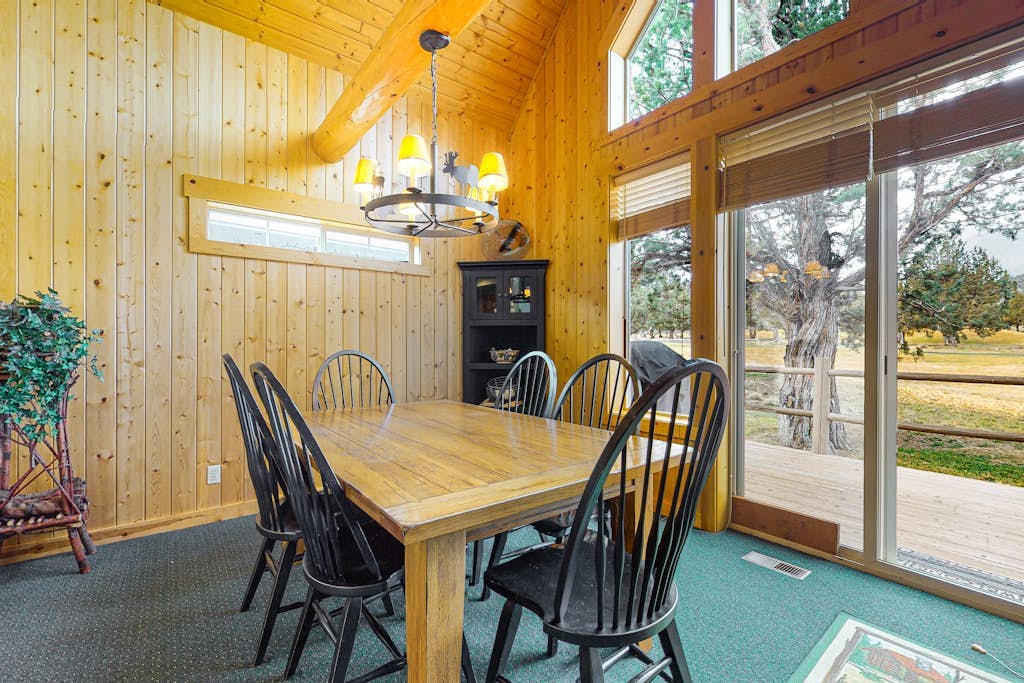 18th Tee Chalet Getaway