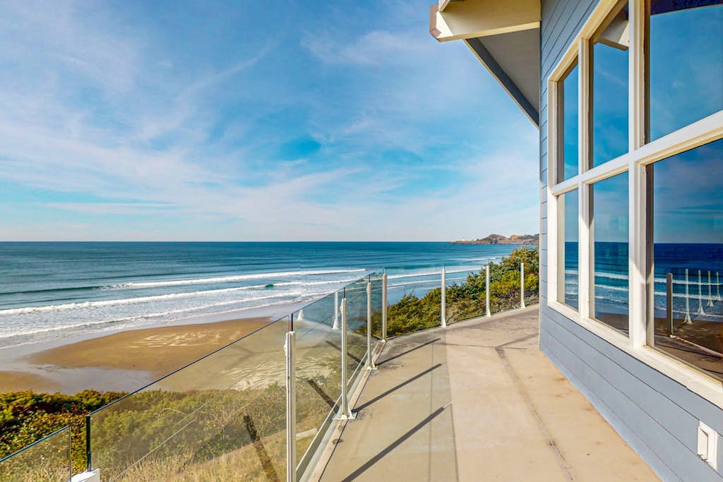 Oceanfront home with easy beach access and great location in town