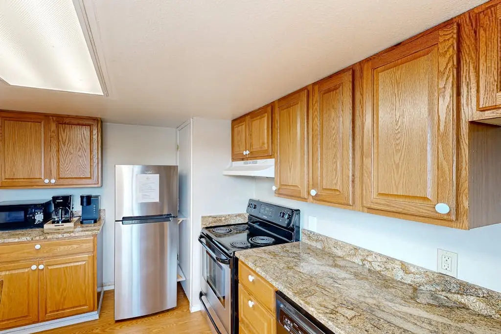 Dog-friendly duplex in the Heart of Nye beach near the beach & downtown