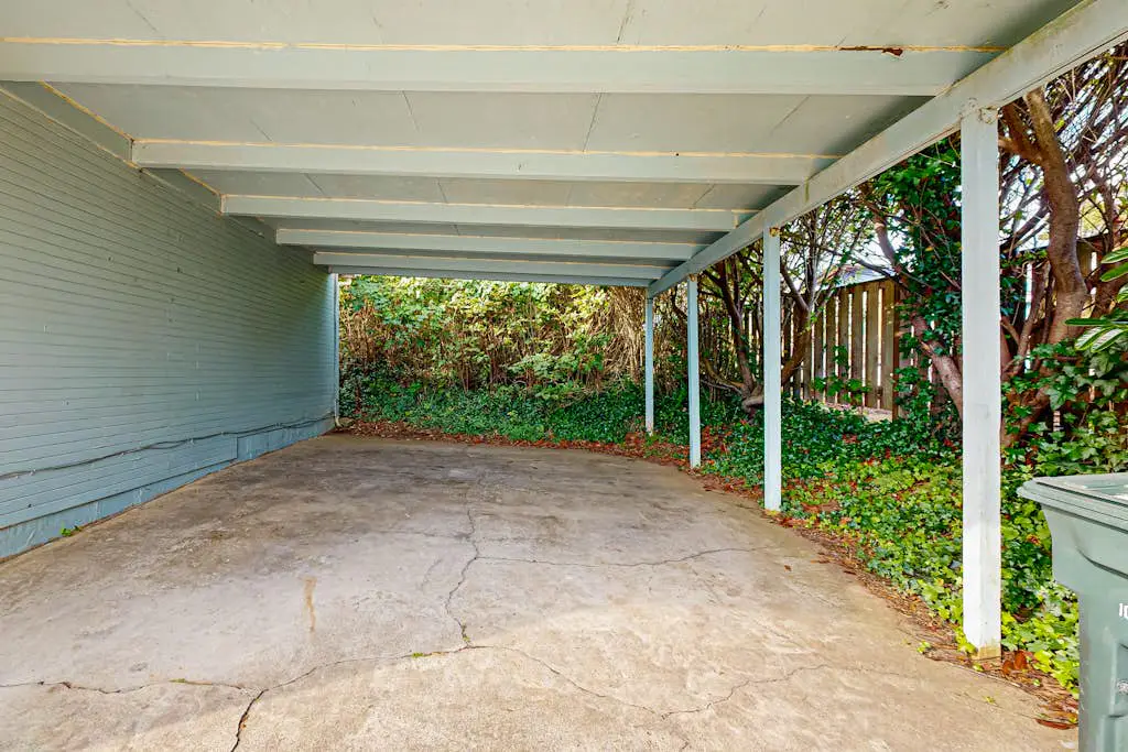 Dog-friendly duplex in the Heart of Nye beach near the beach & downtown