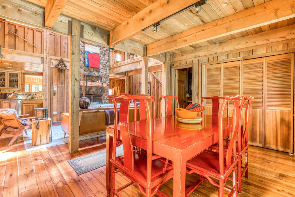 Luxe compound with private sauna, hot tub, rec house & fireplace
