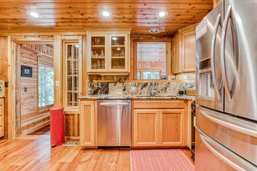 Luxe compound with private sauna, hot tub, rec house & fireplace