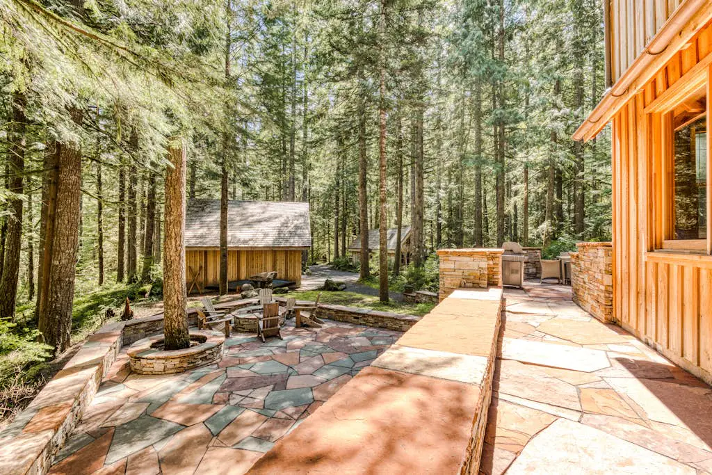 Luxe compound with private sauna, hot tub, rec house & fireplace