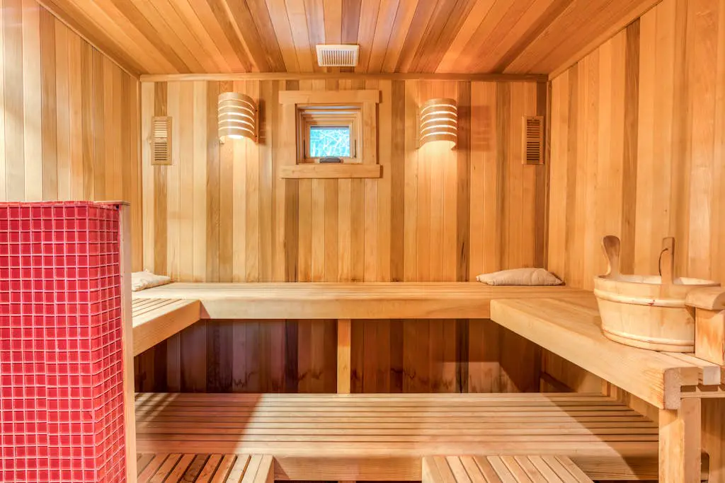 Luxe compound with private sauna, hot tub, rec house & fireplace