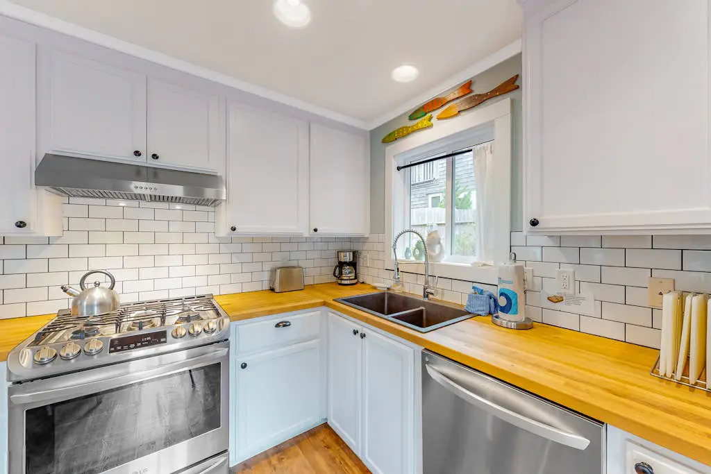 Madrona Ridge - MCA 389