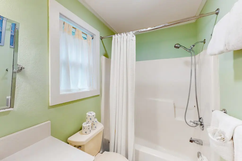 Madrona Ridge - MCA 389