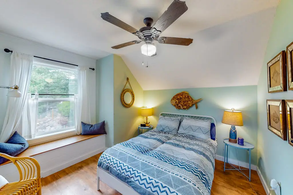 Madrona Ridge - MCA 389