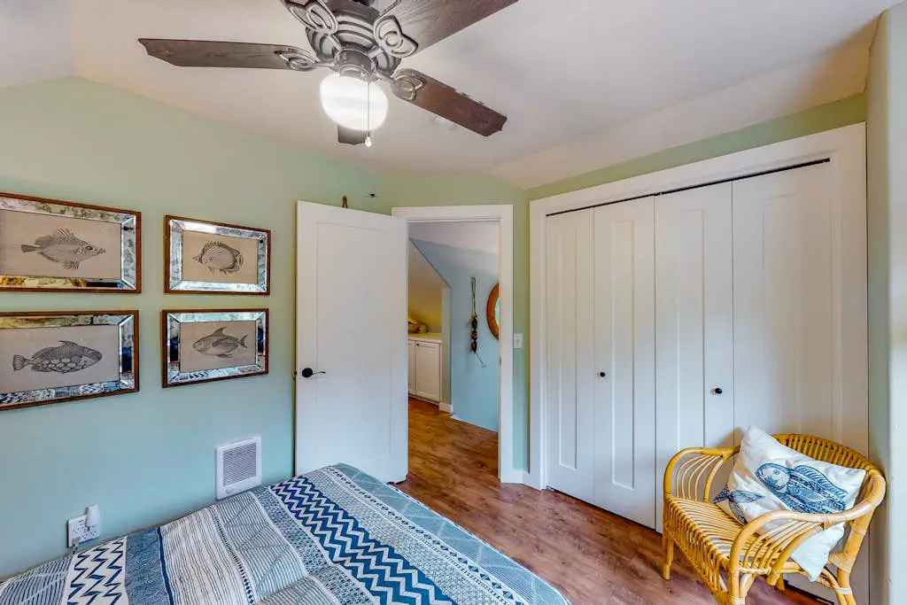Madrona Ridge - MCA 389