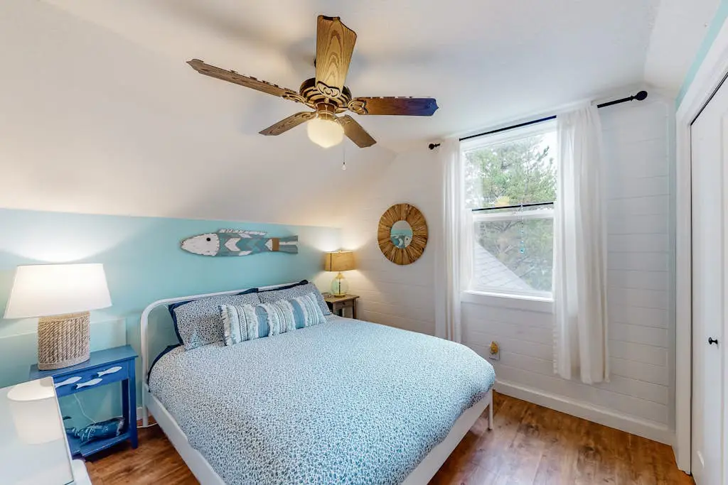 Madrona Ridge - MCA 389