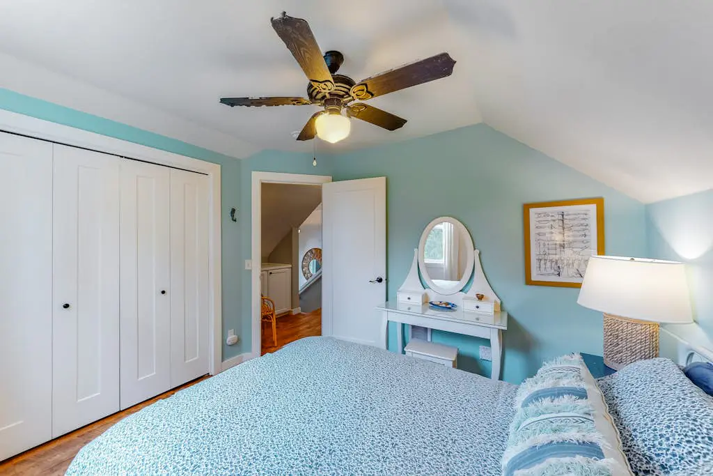 Madrona Ridge - MCA 389