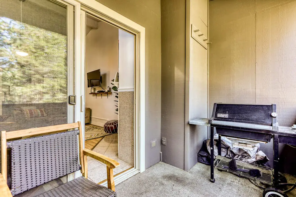 Dog-Friendly Condo Steps from the Village with Balcony, WiFi & Gas Fireplace