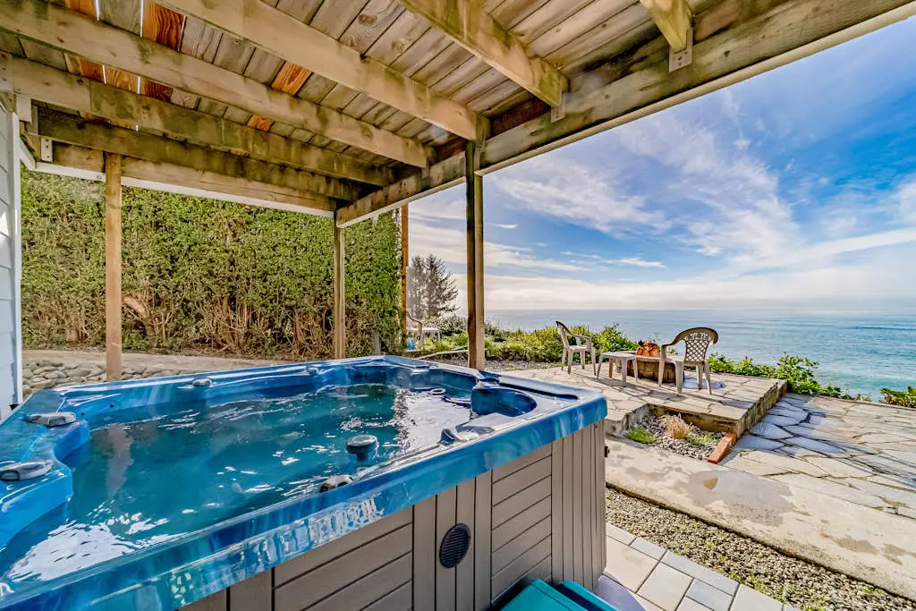 Brookings Oceanfront Estate