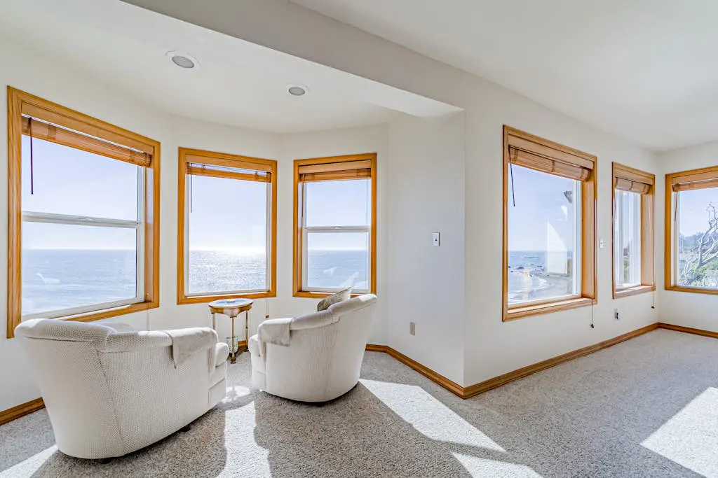 Brookings Oceanfront Estate