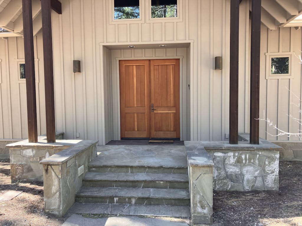Luxury home with amazing views, fireplace, pool, & hot tub