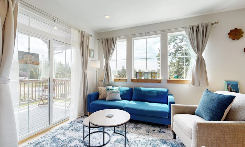 Quaint second floor home one mile from the ocean; with full kitchen & W/D