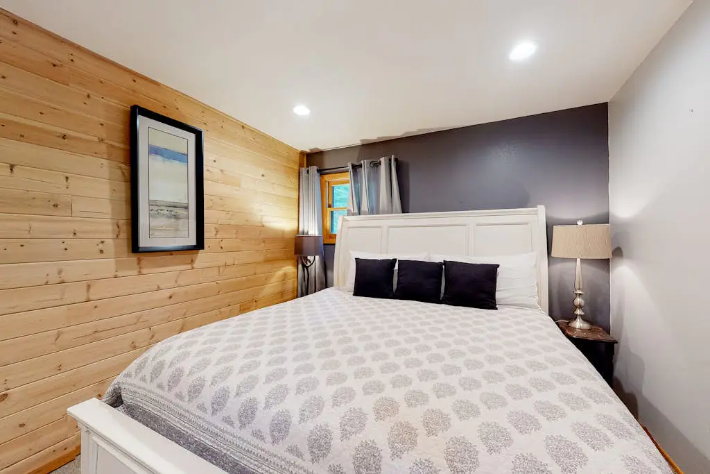 Cabin in the Pines