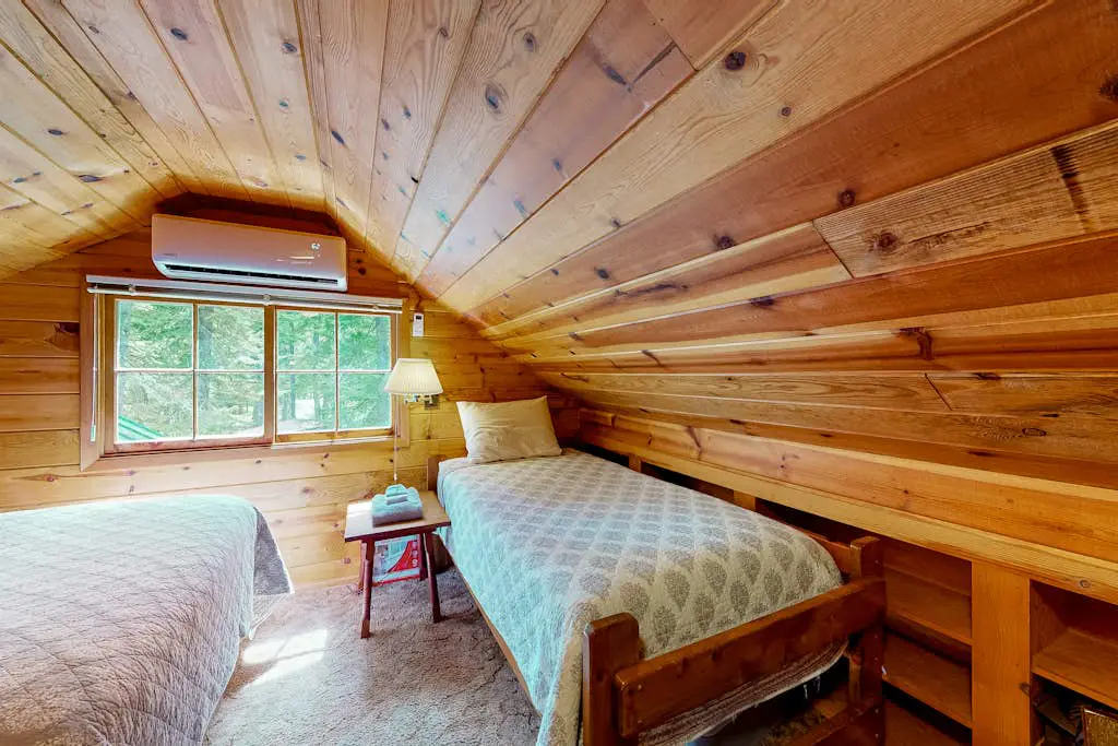 Cabin in the Pines