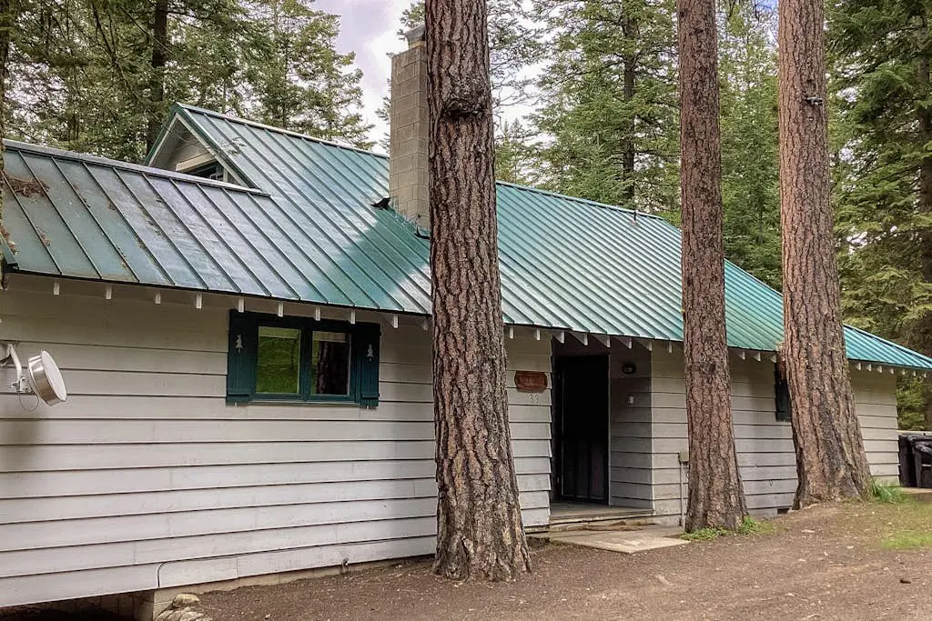 Cabin in the Pines