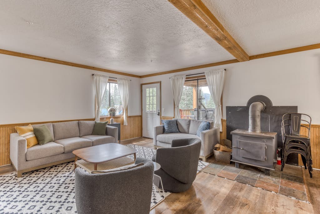 Little Trail Lodge - Unit B