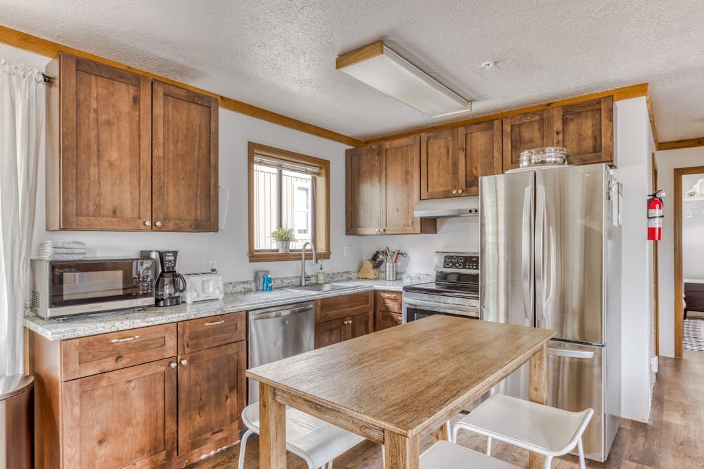Little Trail Lodge - Unit B