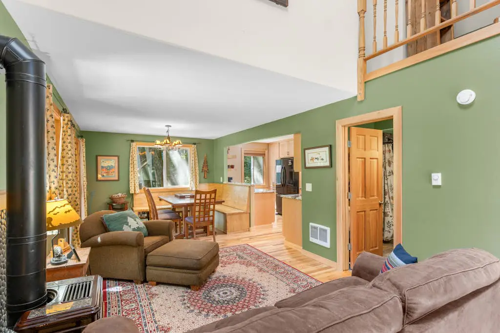 Roaring River Retreat