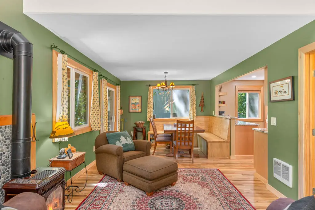Roaring River Retreat