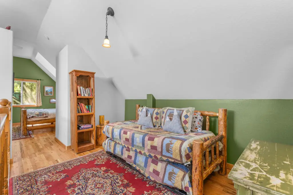 Roaring River Retreat