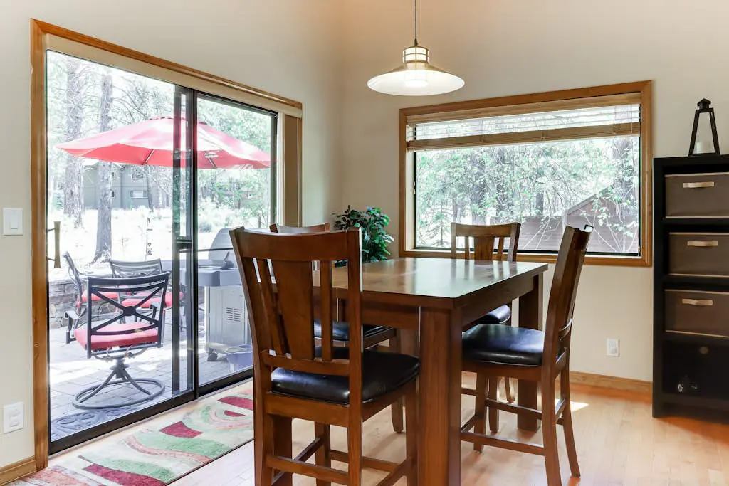 Spacious house with shared hot tub & pool, SHARC access, and private gas grill
