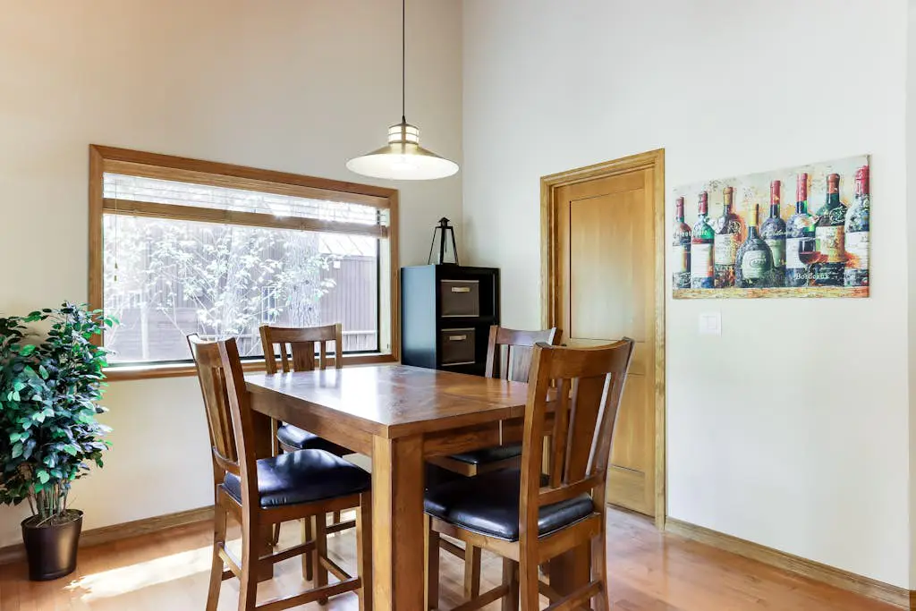 Spacious house with shared hot tub & pool, SHARC access, and private gas grill