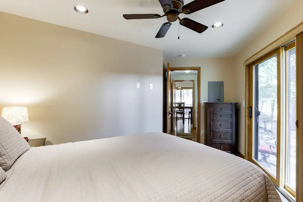 Spacious house with shared hot tub & pool, SHARC access, and private gas grill