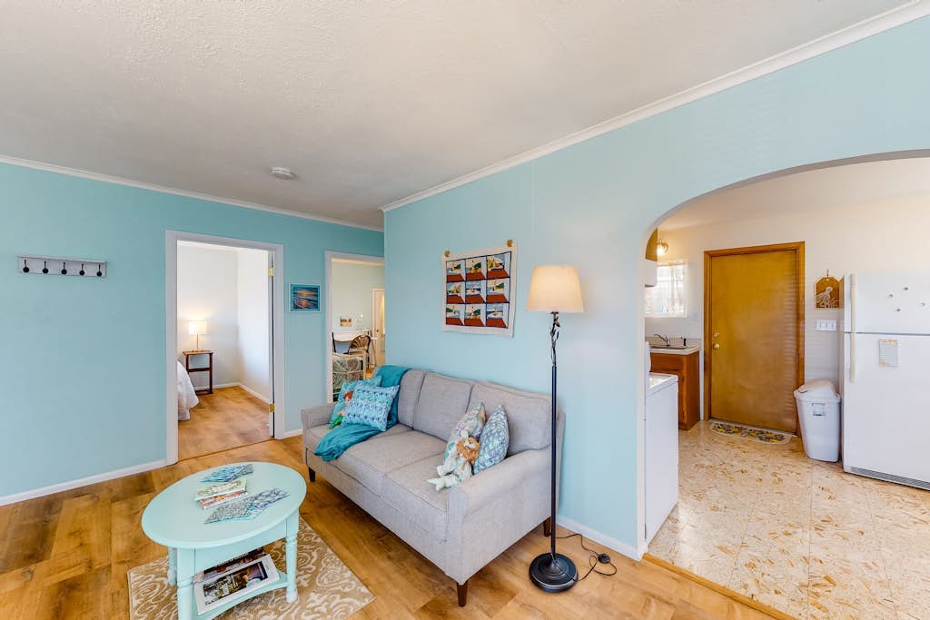 Waldport Bungalow