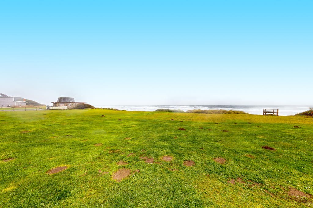 Oceanfront, Dog-Friendly Home with Fireplace, Ocean View, Beach Access & WiFi