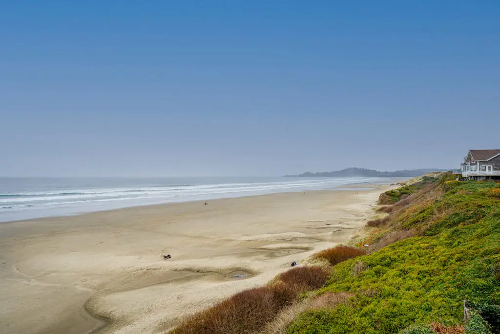Nye Beach Lighthouse Vista