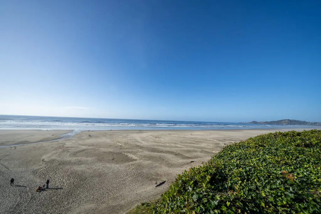 Nye Beach Lighthouse Vista
