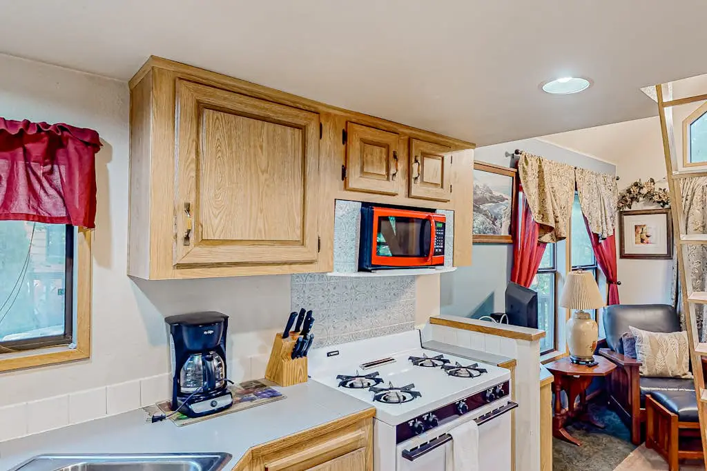 Whaleshead Cabin  C-13