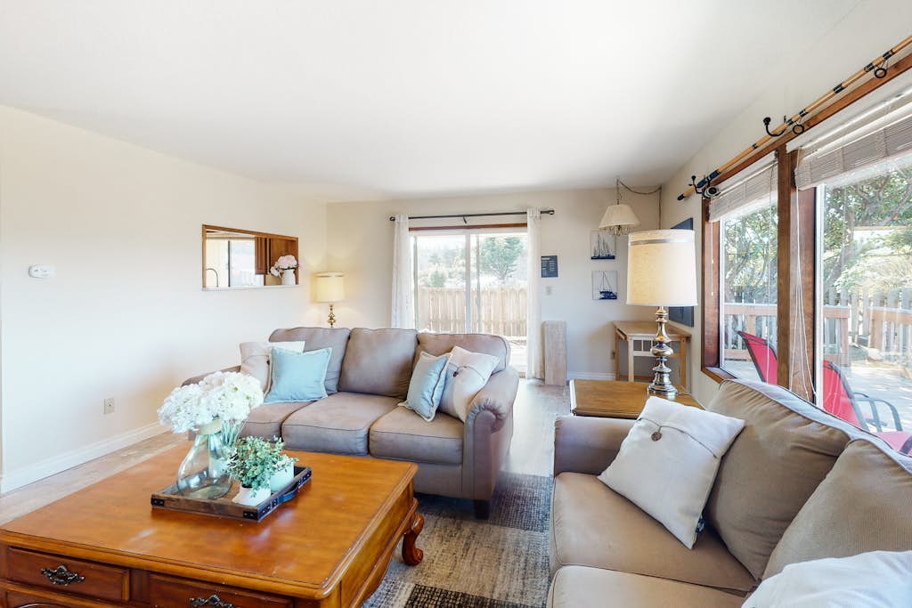 Dog-friendly house on Alsea Bay with bridge views, grill & private hot tub