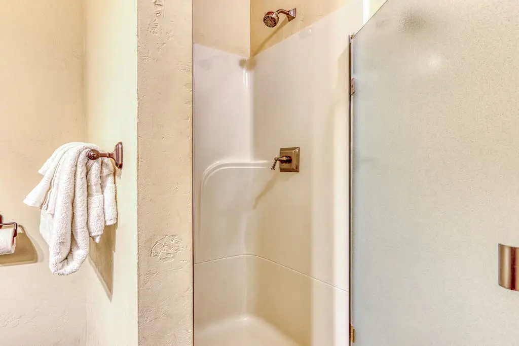 Dog-friendly home next to South Meadow pool with fireplace & washer&dryer