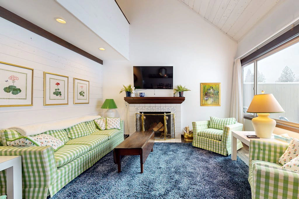 Mountain View Ranch Retreat - Golf and Serenity