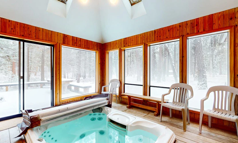 Beautiful and spacious family-friendly home with indoor hot tub, fireplace, patio