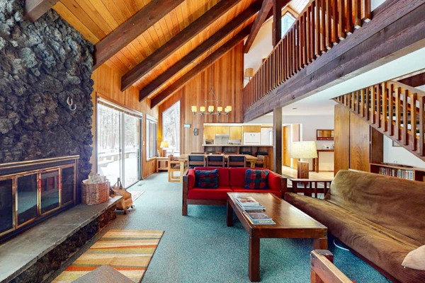Beautiful and spacious family-friendly home with indoor hot tub, fireplace, patio