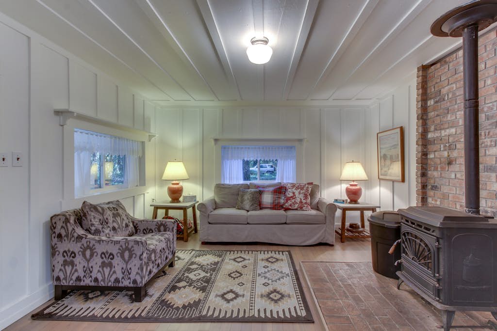 Restored log cabin w/ classic porch - near river, trails, hot springs, & more